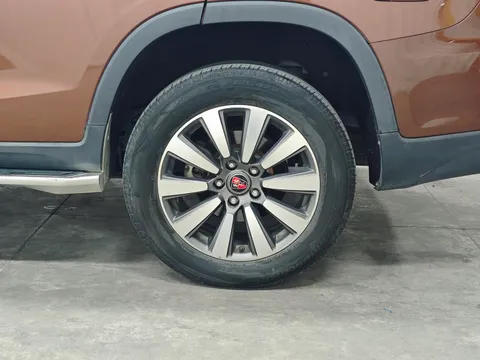 Roewe RX8