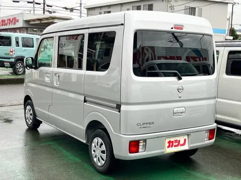 Nissan Clipper