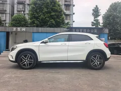 Mercedes-Benz Mercedes-Benz GLA