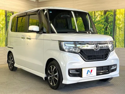 Honda N-BOX Custom