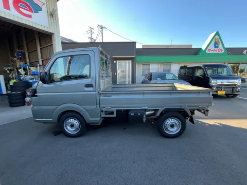 Nissan Clipper Truck