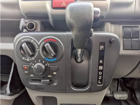 Nissan Clipper