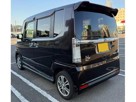 Honda N-BOX Plus Custom