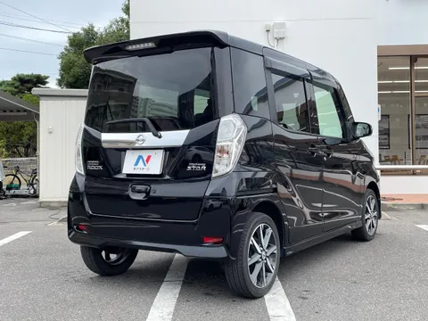 Nissan Dayz Roox