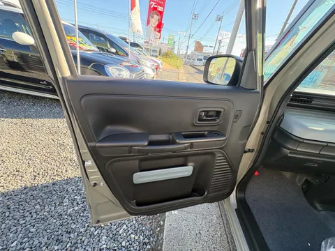 Suzuki Spacia Base