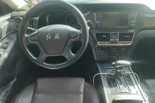 Hongqi H7