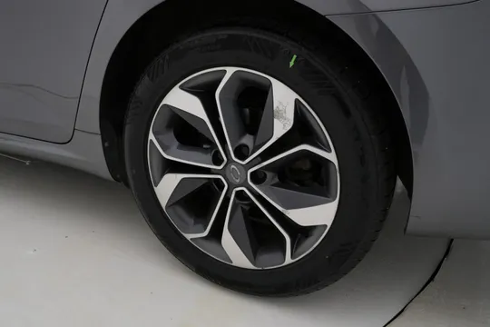 Renault Talisman (SM6)