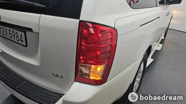 Kia Grand Carnival