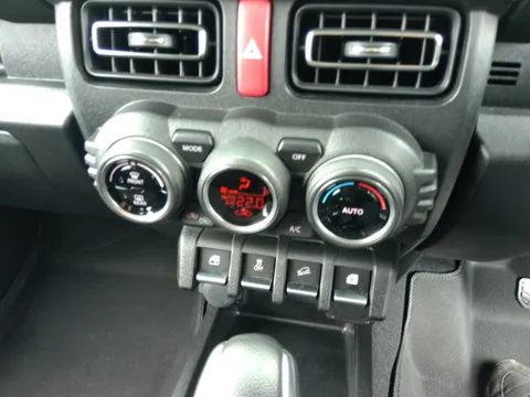 Suzuki Jimny Sierra