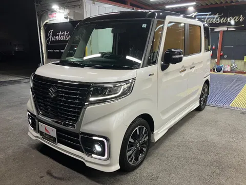 Suzuki Spacia Custom