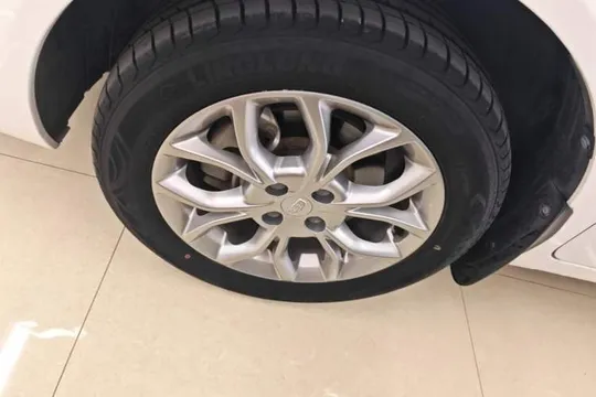 Geely Vision
