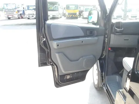 Mitsubishi Minicab Van