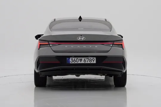 Hyundai Elantra (Avante)