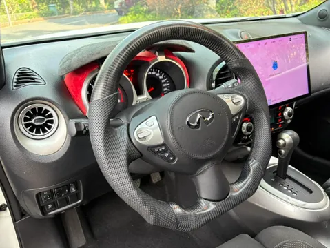 Infiniti ESQ