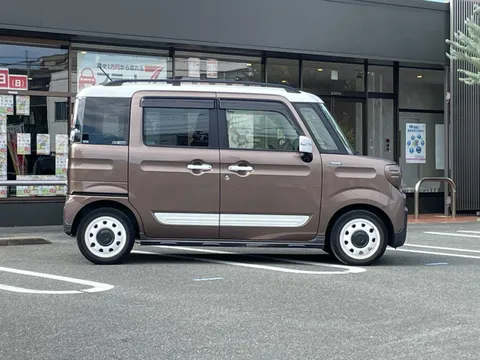 Suzuki Spacia Gear