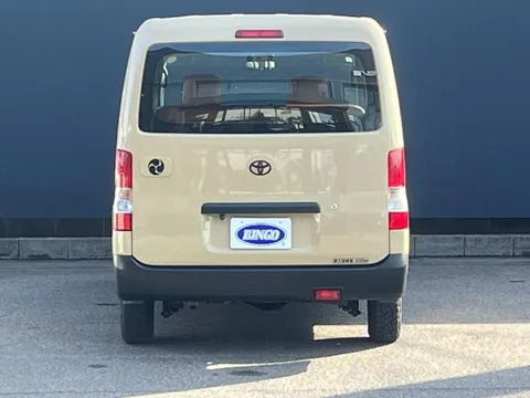 Toyota TownAce Van