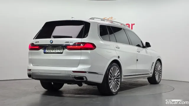 BMW X7