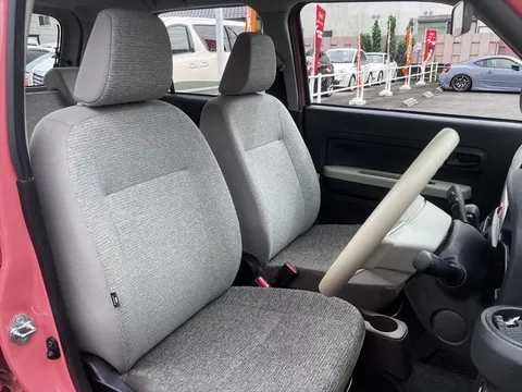 Daihatsu Mira Tocot
