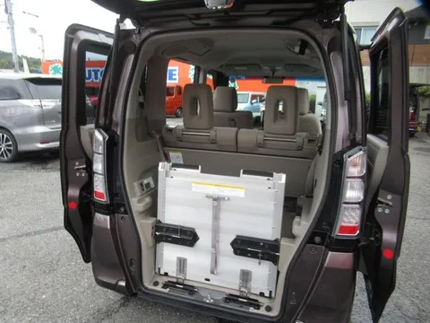 Honda N-BOX Plus