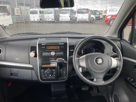 Suzuki Wagon R Stingray