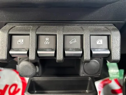 Suzuki Jimny Sierra
