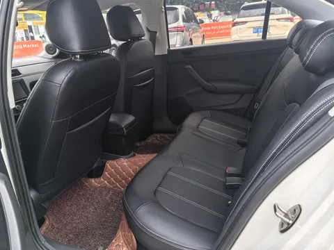 Volkswagen Santana