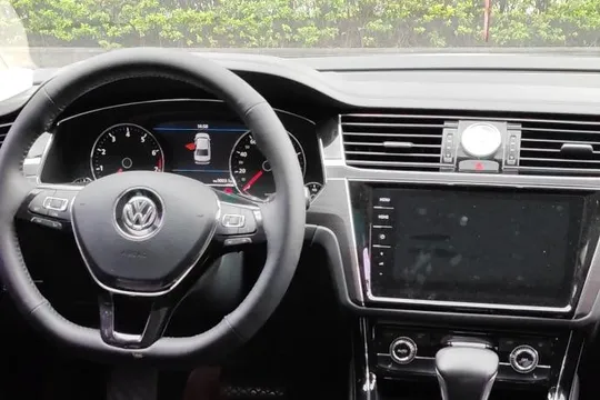 Volkswagen Phideon