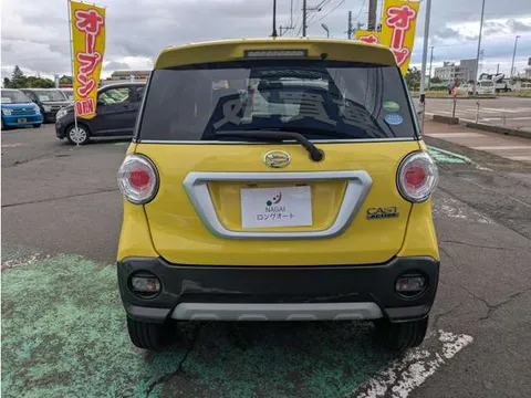 Daihatsu Cast