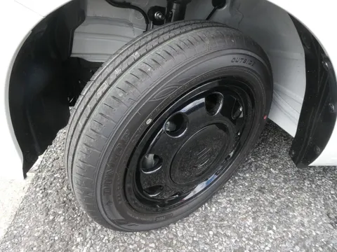 Suzuki Spacia Base