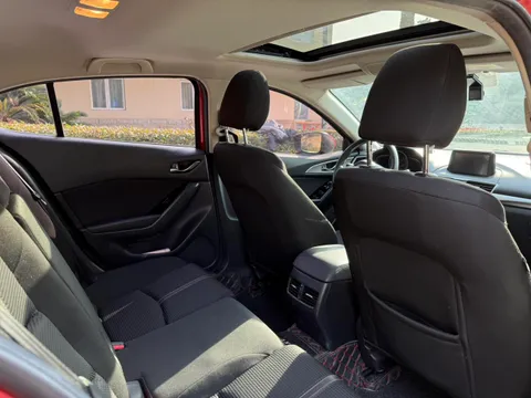 Mazda Mazda3