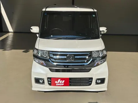 Honda N-BOX Plus Custom