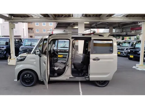 Suzuki Spacia Base