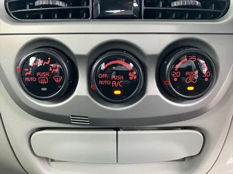 Mitsubishi I