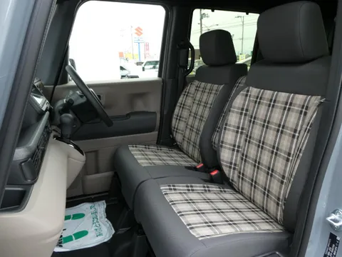 Honda N-BOX Joy