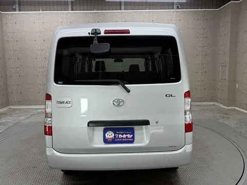 Toyota TownAce Van