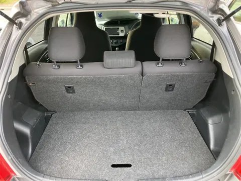 Toyota Yaris (Vitz)