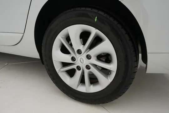 Renault SM3