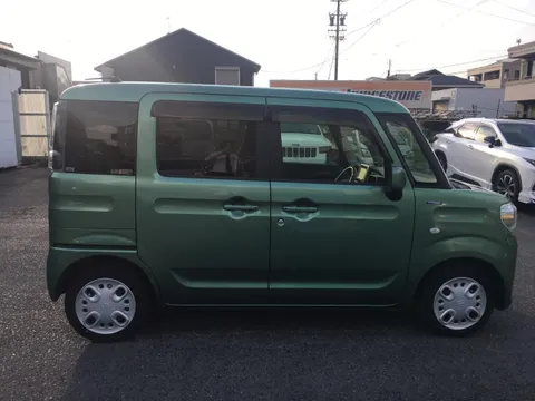 Suzuki Spacia