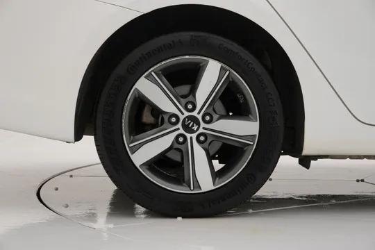 Kia Cerato (K3)