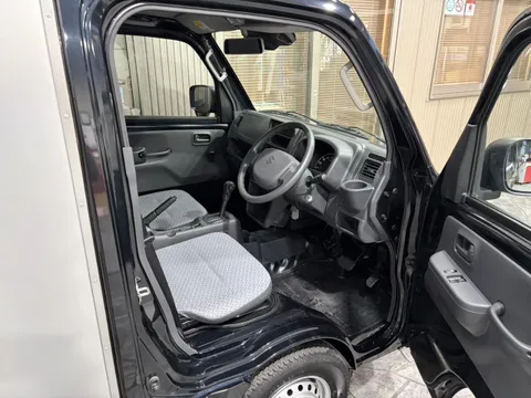 Suzuki Carry Track