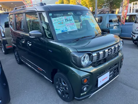 Suzuki Spacia