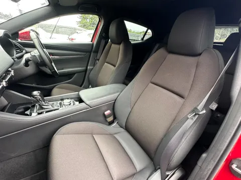 Mazda MAZDA3 Fastback