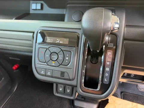 Suzuki Spacia Gear