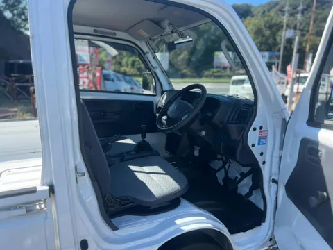 Mitsubishi Minicab Truck