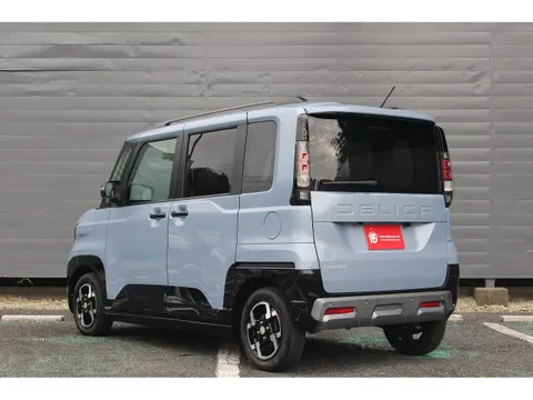 Mitsubishi Delica Mini