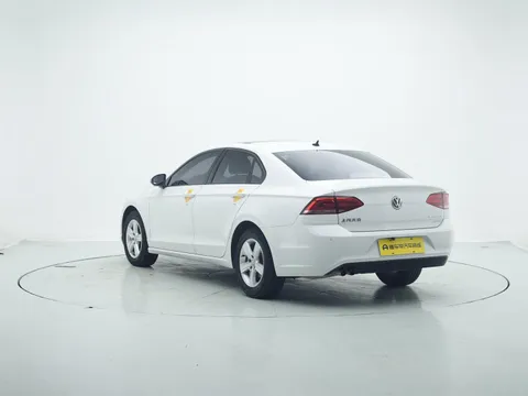 Volkswagen Lamando