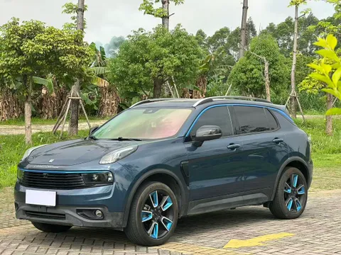 Lynk & Co 01