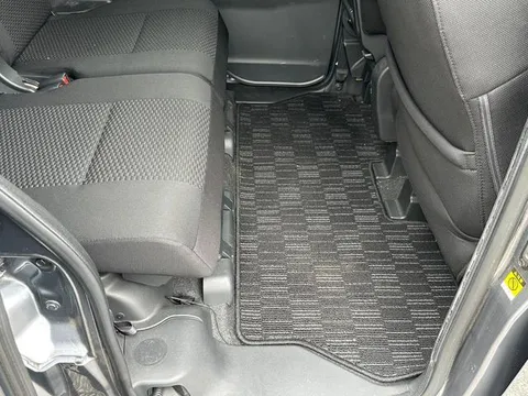 Toyota Pixis Mega