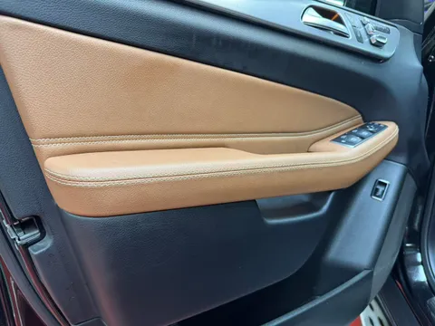 Mercedes-Benz Mercedes-Benz GLE