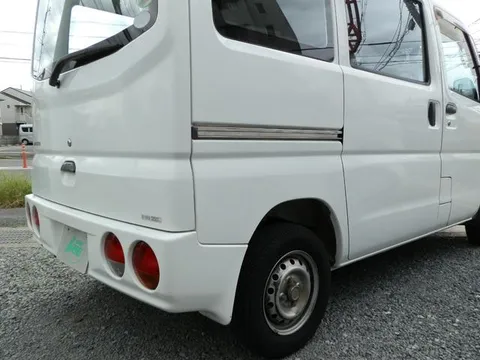 Mitsubishi Minicab Van
